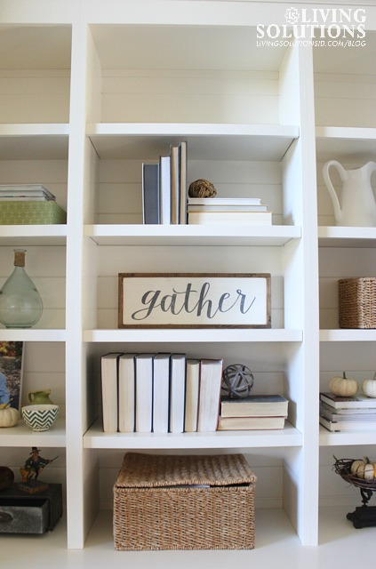 books-and-signs-styling
