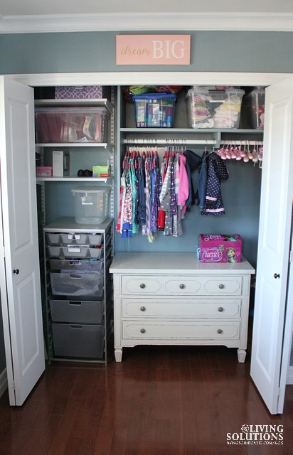 Organized Kid's Closet